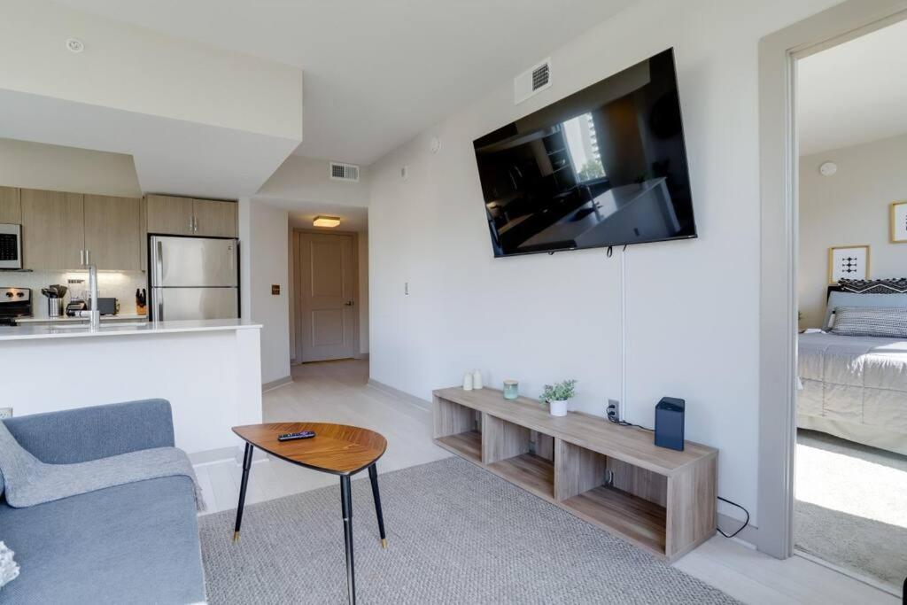 Amazing 2Br Apartment At Crystal City Arlington Eksteriør bilde