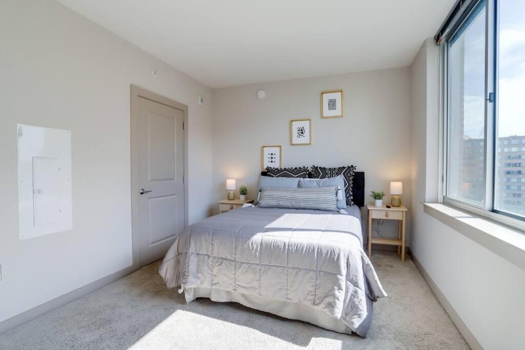 Amazing 2Br Apartment At Crystal City Arlington Eksteriør bilde